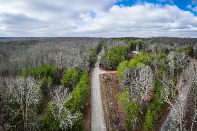 120 Old Highway 96, Burns, TN 37029