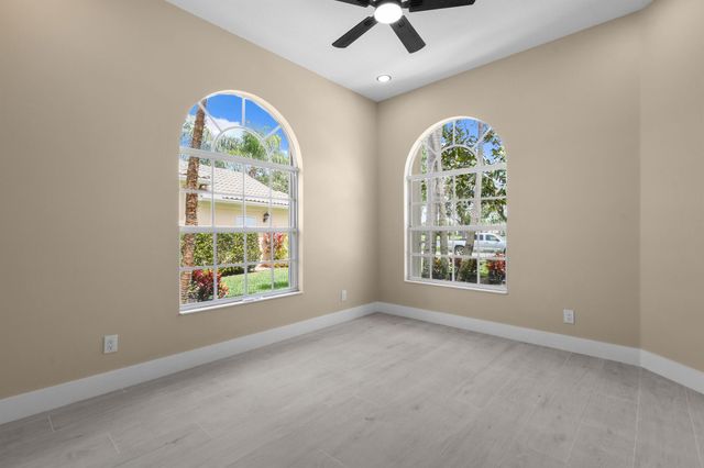 8774 SE Retreat Drive, Hobe Sound, FL 33455