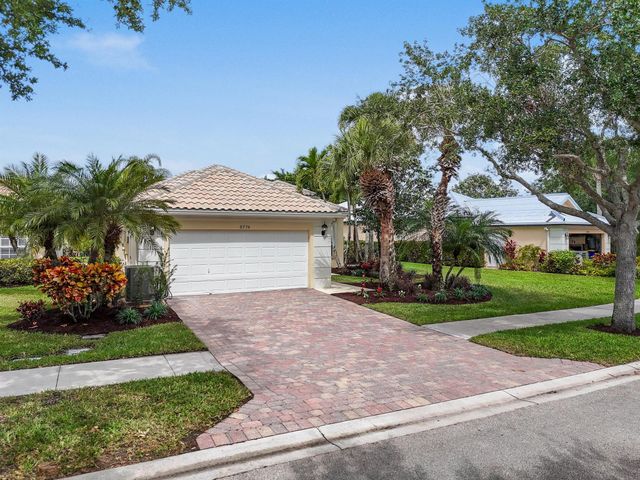 8774 SE Retreat Drive, Hobe Sound, FL 33455