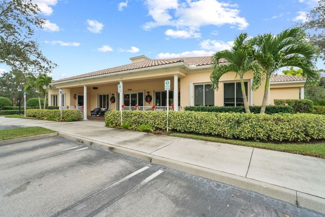 8774 SE Retreat Drive, Hobe Sound, FL 33455