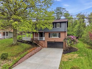 201 N Hazelwood Dr, N Franklin Twp, PA 15301