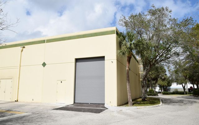 1201 Jupiter Park Drive 9, Jupiter, FL 33458