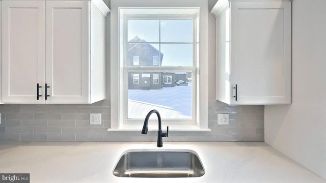 346 APLOMADO ST, Denver, PA 17517