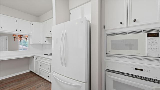 703 Lazy Bluff LN, New Braunfels, TX 78130