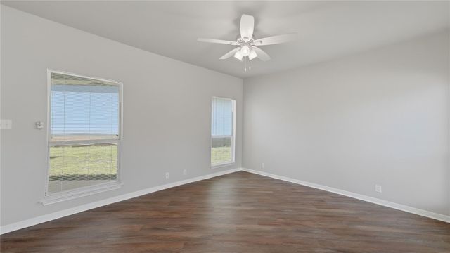 703 Lazy Bluff LN, New Braunfels, TX 78130