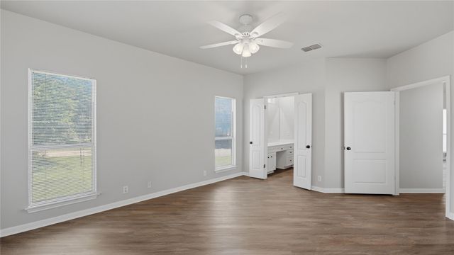 703 Lazy Bluff LN, New Braunfels, TX 78130