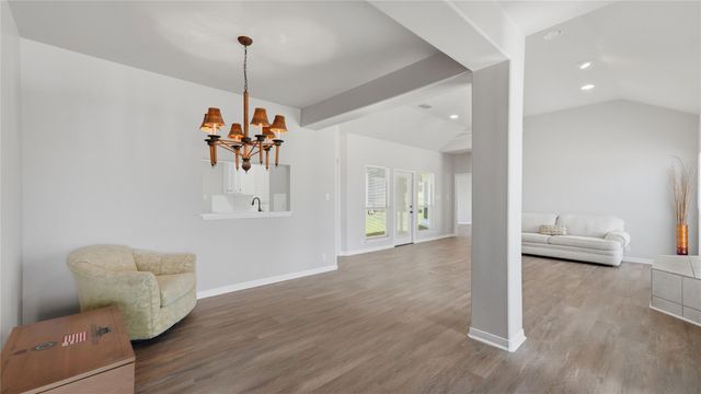 703 Lazy Bluff LN, New Braunfels, TX 78130