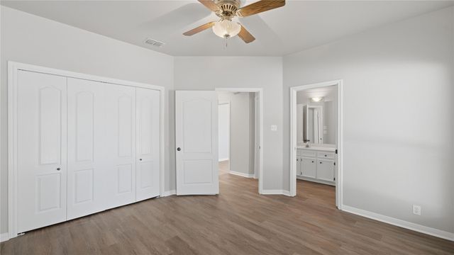 703 Lazy Bluff LN, New Braunfels, TX 78130