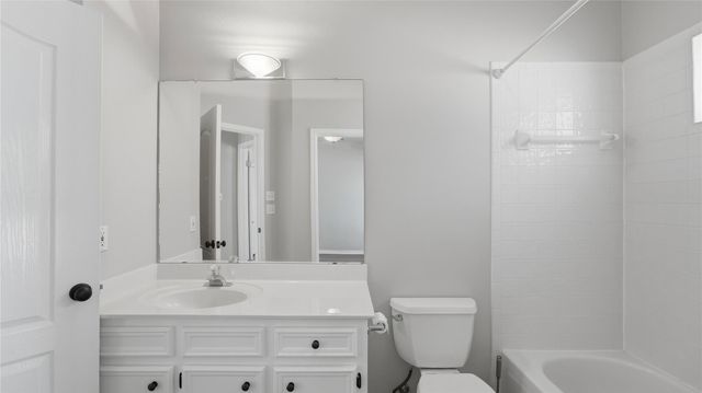 703 Lazy Bluff LN, New Braunfels, TX 78130