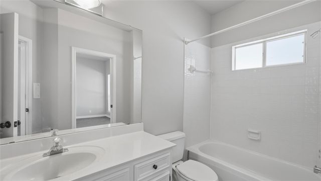 703 Lazy Bluff LN, New Braunfels, TX 78130