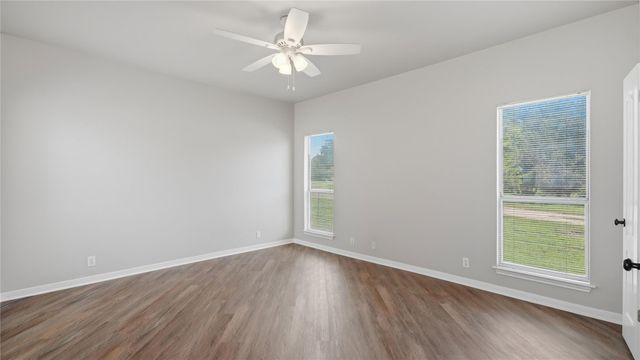 703 Lazy Bluff LN, New Braunfels, TX 78130