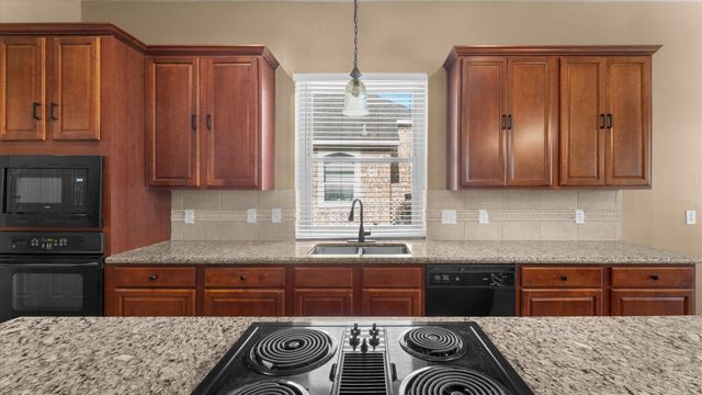 12009 Banks Run Drive, Pearland, TX 77584