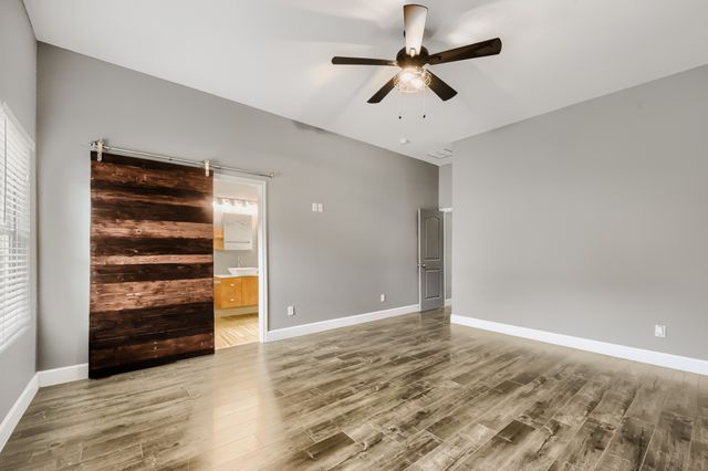 210 W Oak Street, Mansfield, TX 76063