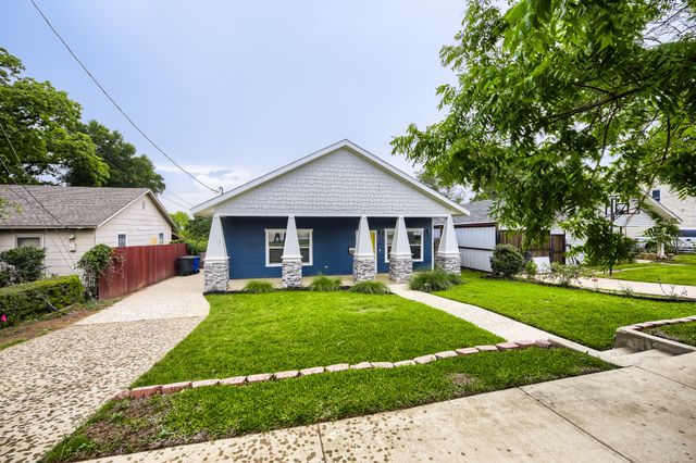 210 W Oak Street, Mansfield, TX 76063