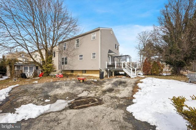 520 SPRINGFIELD RD, Aldan, PA 19018