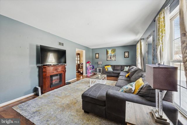 520 SPRINGFIELD RD, Aldan, PA 19018