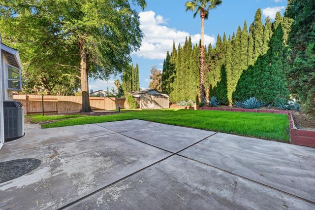 3949 Big Cloud Way, Antelope, CA 95843