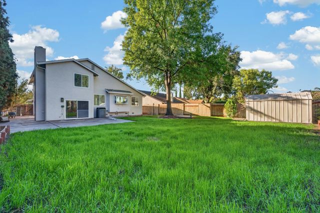 3949 Big Cloud Way, Antelope, CA 95843