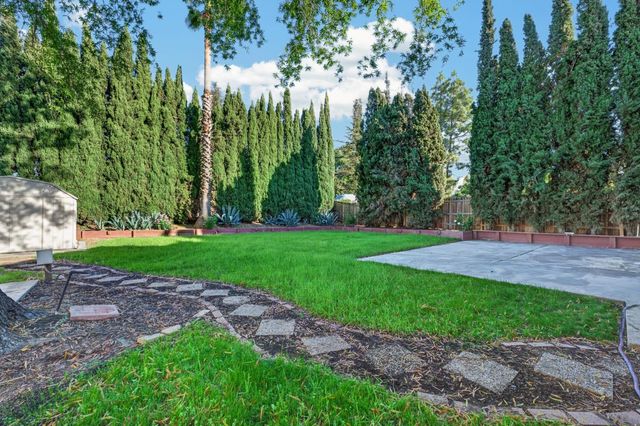 3949 Big Cloud Way, Antelope, CA 95843