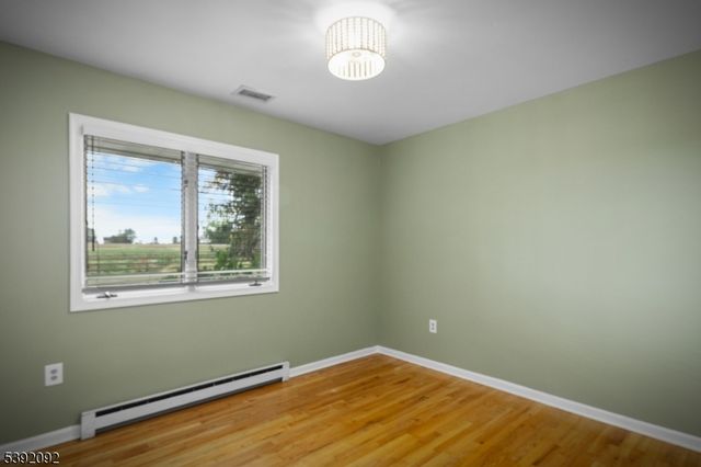 12 Baker Rd, Franklin Twp., NJ 08867