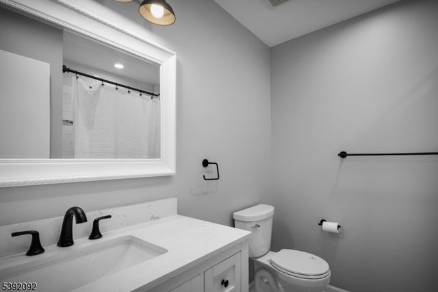 12 Baker Rd, Franklin Twp., NJ 08867