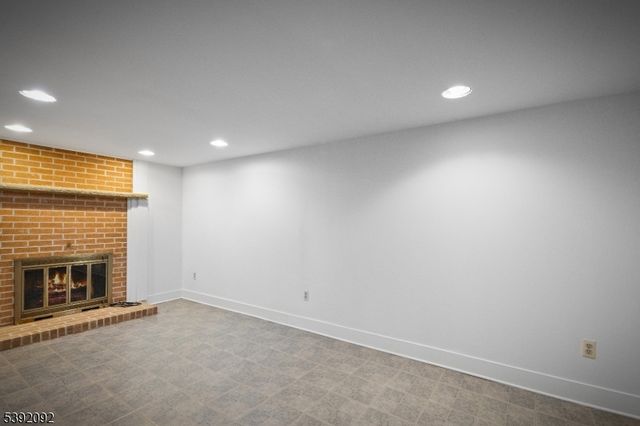 12 Baker Rd, Franklin Twp., NJ 08867