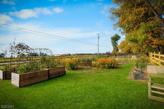 12 Baker Rd, Franklin Twp., NJ 08867