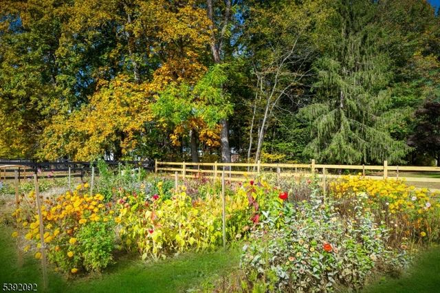 12 Baker Rd, Franklin Twp., NJ 08867