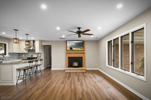 12 Baker Rd, Franklin Twp., NJ 08867