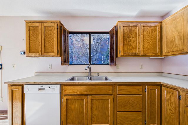 3581 Clifton Way, Fortuna, CA 95540