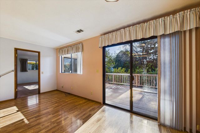 3581 Clifton Way, Fortuna, CA 95540