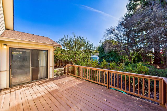 3581 Clifton Way, Fortuna, CA 95540