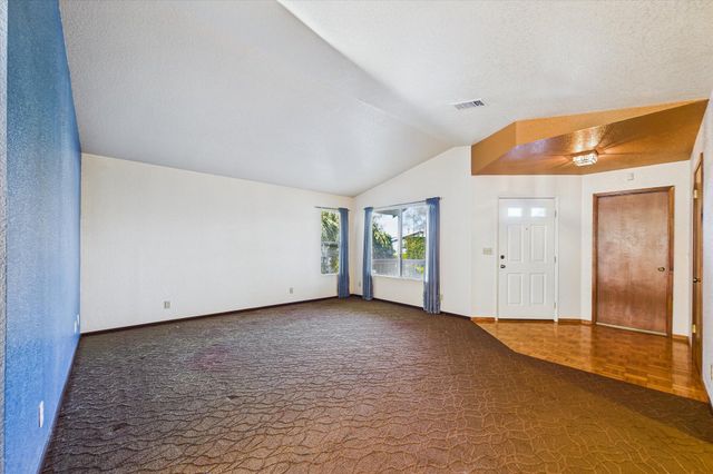 3581 Clifton Way, Fortuna, CA 95540