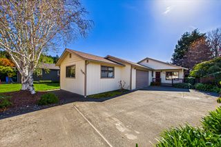 3581 Clifton Way, Fortuna, CA 95540