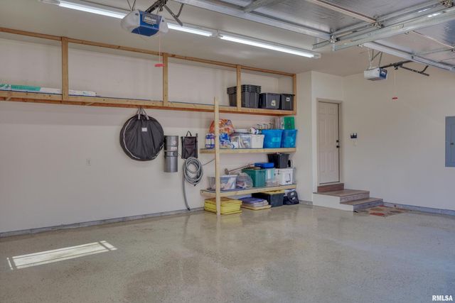 10950 PRESTWICK Drive, Benton, IL 62812