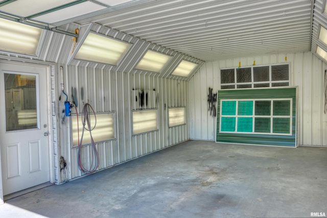 10950 PRESTWICK Drive, Benton, IL 62812