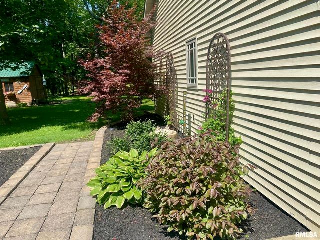 10950 PRESTWICK Drive, Benton, IL 62812