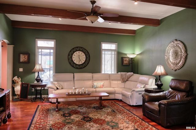 10950 PRESTWICK Drive, Benton, IL 62812