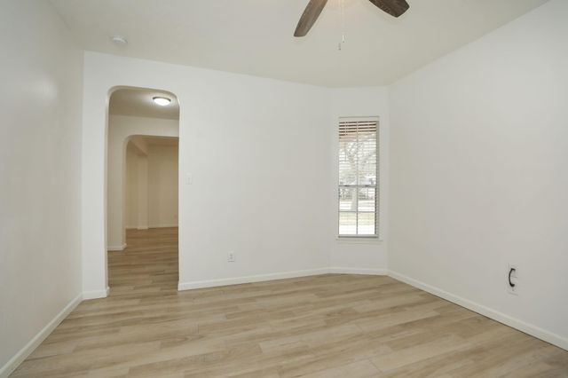 1126 Colonial Heights Drive, Richmond, TX 77406