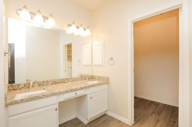 1126 Colonial Heights Drive, Richmond, TX 77406