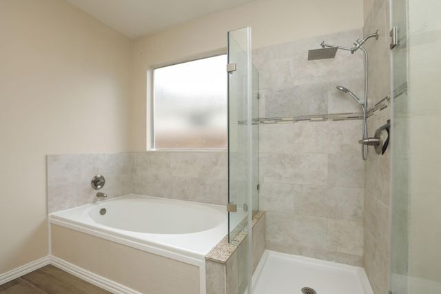 1126 Colonial Heights Drive, Richmond, TX 77406