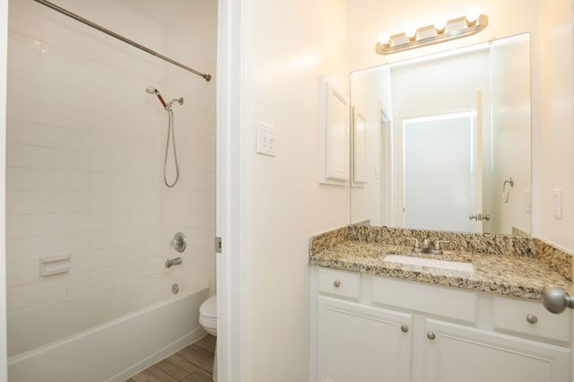 1126 Colonial Heights Drive, Richmond, TX 77406