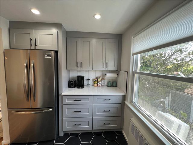 545 E Park Avenue, Long Beach, NY 11561
