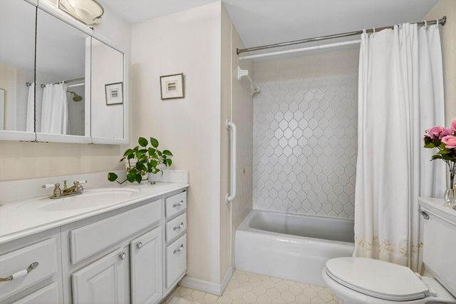 1701 S Flagler Drive 1809, West Palm Beach, FL 33401