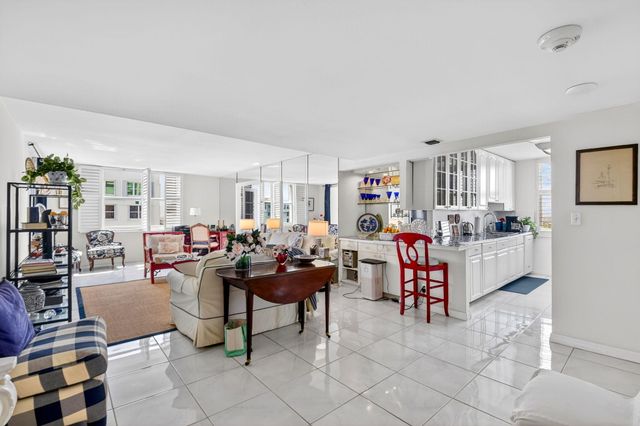 1701 S Flagler Drive 1809, West Palm Beach, FL 33401