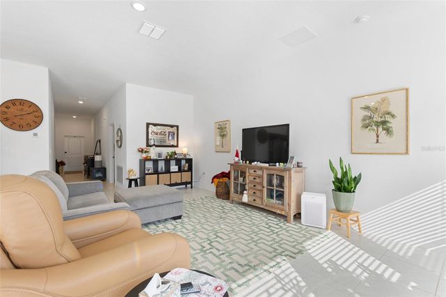 450 SANDBAR LANE, Haines City, FL 33844