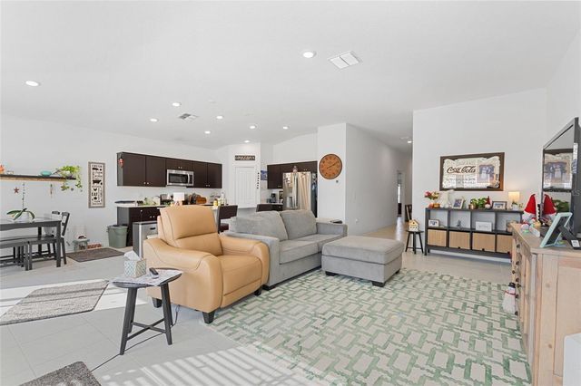 450 SANDBAR LANE, Haines City, FL 33844