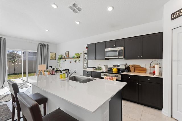 450 SANDBAR LANE, Haines City, FL 33844