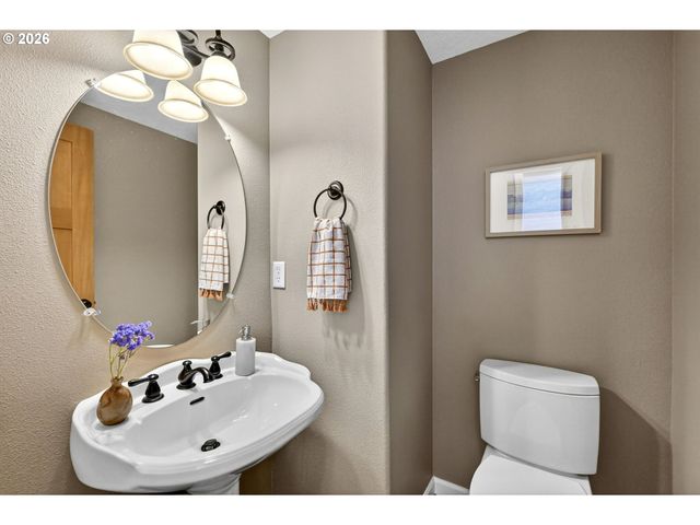 5603 Se OAK St, Portland, OR 97215