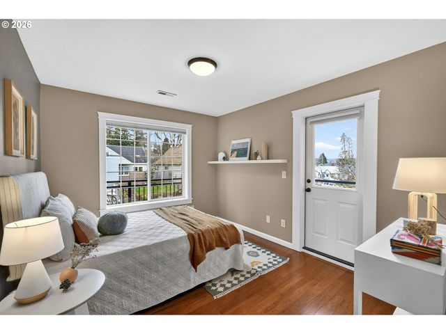 5603 Se OAK St, Portland, OR 97215